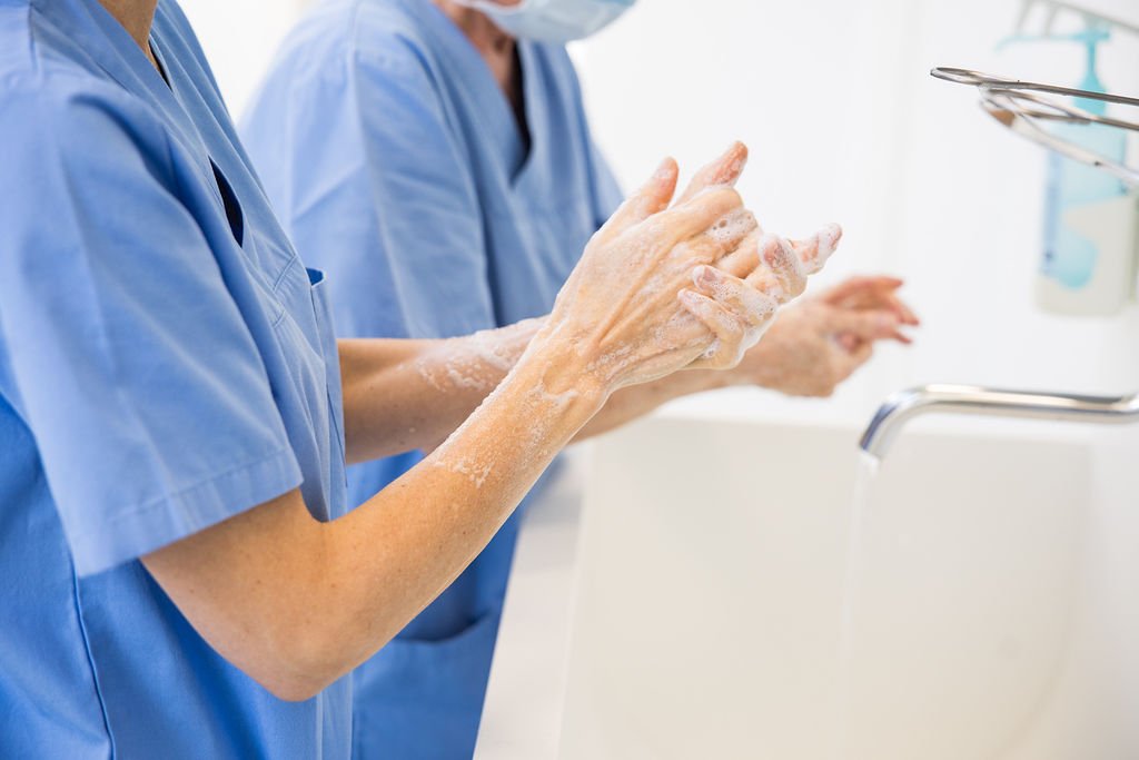 déroulement de l'opération d'augmentation mammaire