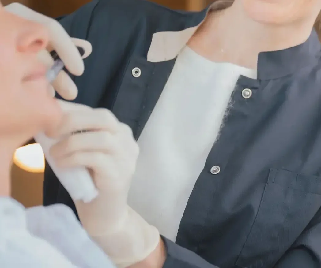 déroulement de l'opération d'augmentation mammaire